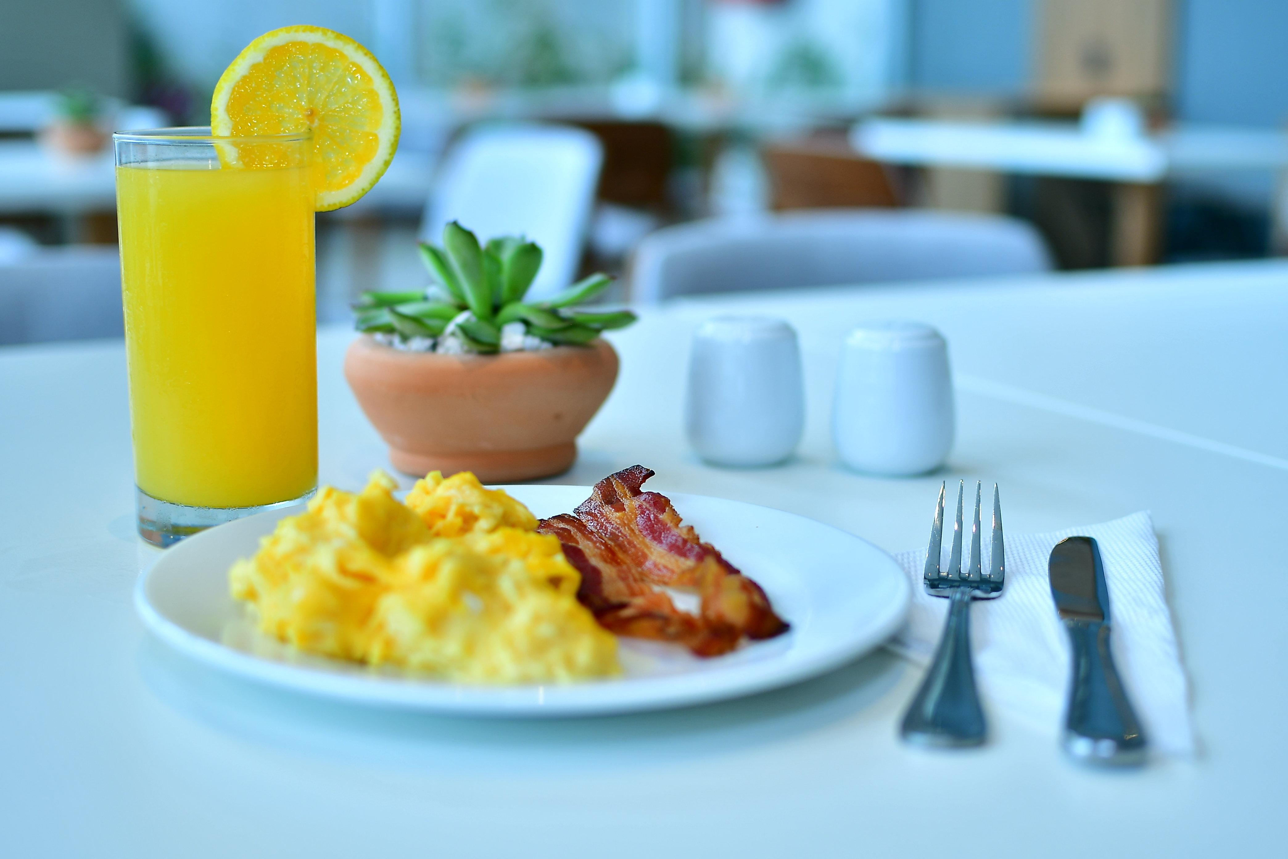 Holiday Inn Express Asuncion Aviadores By Ihg Exterior photo